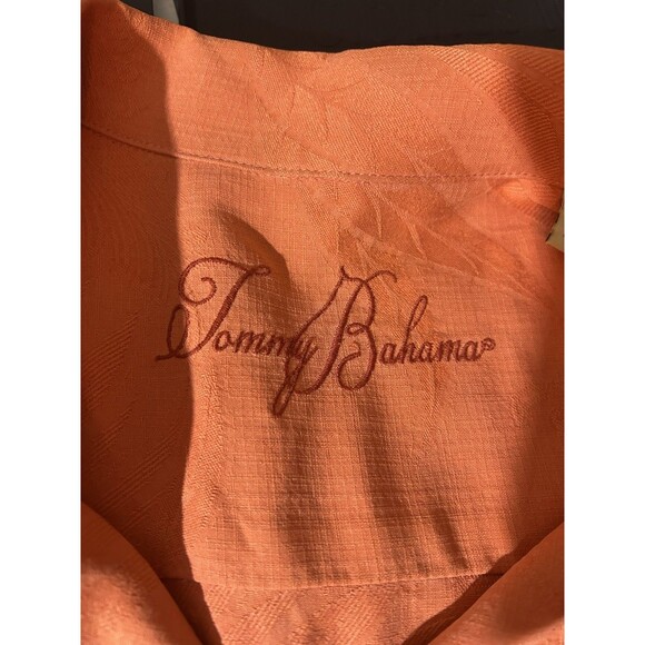 Tommy Bahama Button Up Shirt Mens Large Peach Embedded Leaf Design 100% Silk - Picture 5 of 8